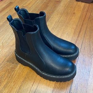 Chunky Boots black